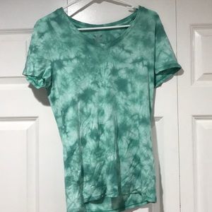 Green splotted T-shirt